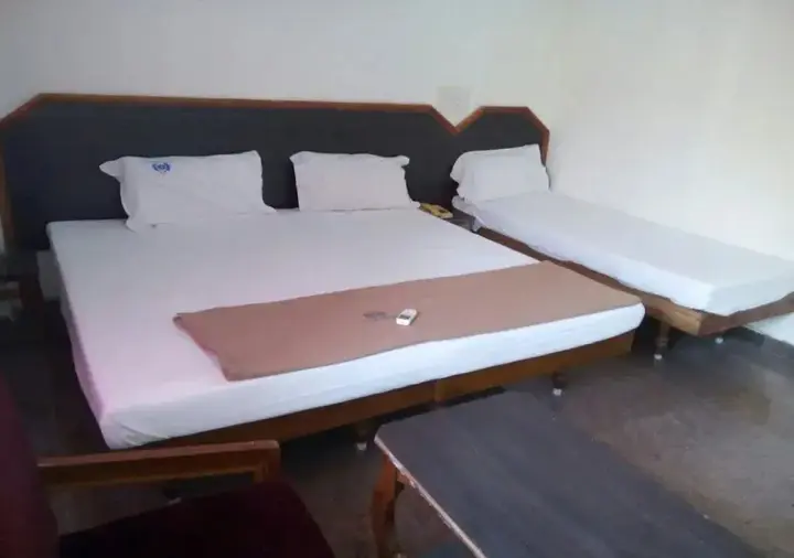 Тирупати: Collection O Poojith Residency
