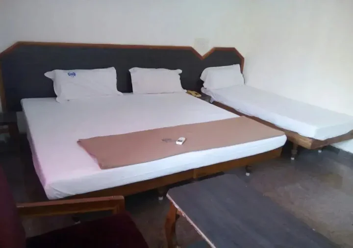 Тирупати: Collection O Poojith Residency