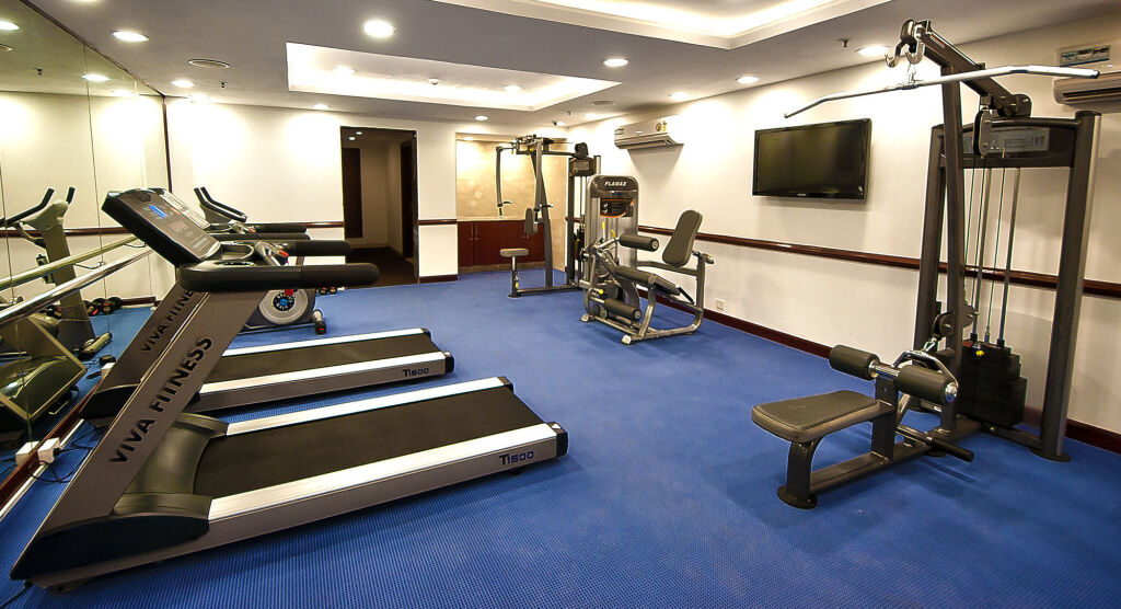 Зиракпур: Golden Plaza Hotel