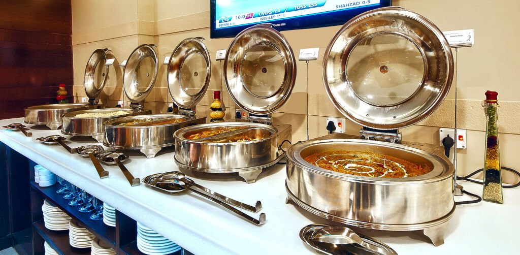 Зиракпур: Golden Plaza Hotel
