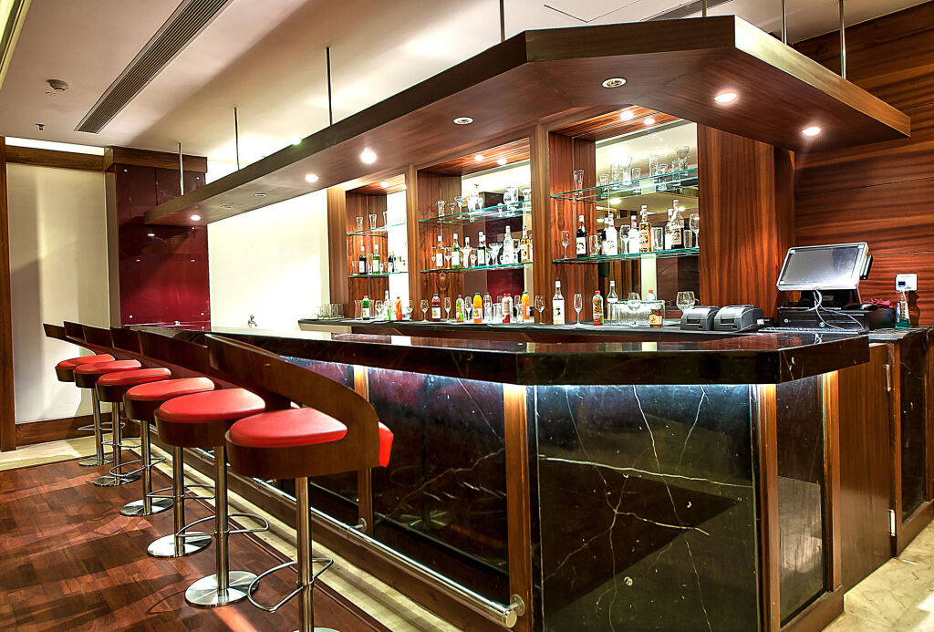 Зиракпур: Golden Plaza Hotel