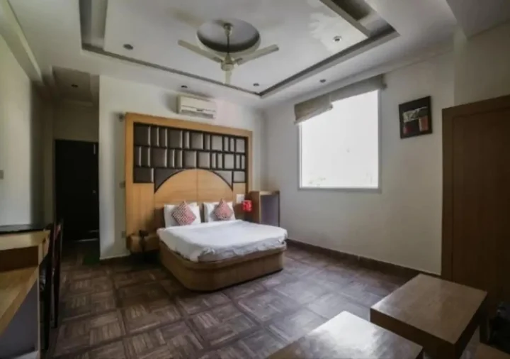 Катра: Hotel Mount View