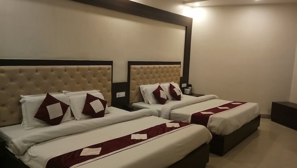 Катра: Hotel Krishna