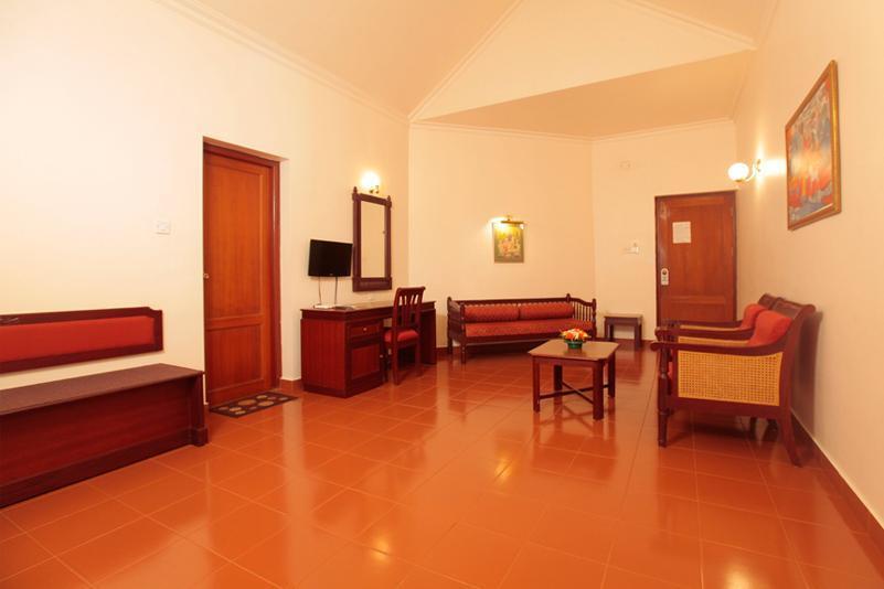 Кумили: Hotel Silver Crest