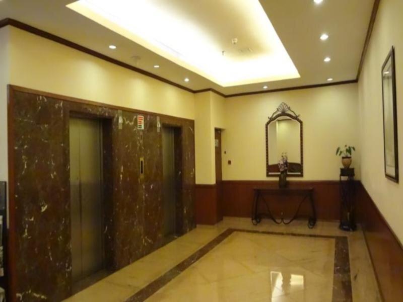 Мумбаи: The Lalit Residency Mumbai