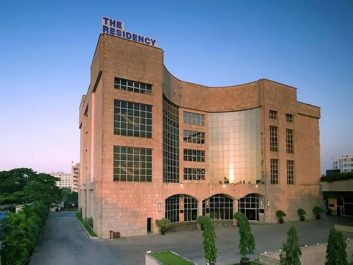 Мумбаи: The Lalit Residency Mumbai