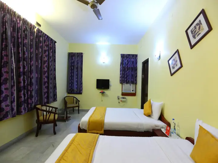 Ченнаи: Golden Flowers Inn - Ekkatuthangal