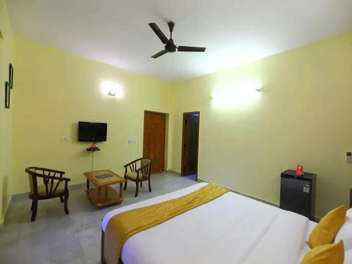 Ченнаи: Golden Flowers Inn - Ekkatuthangal
