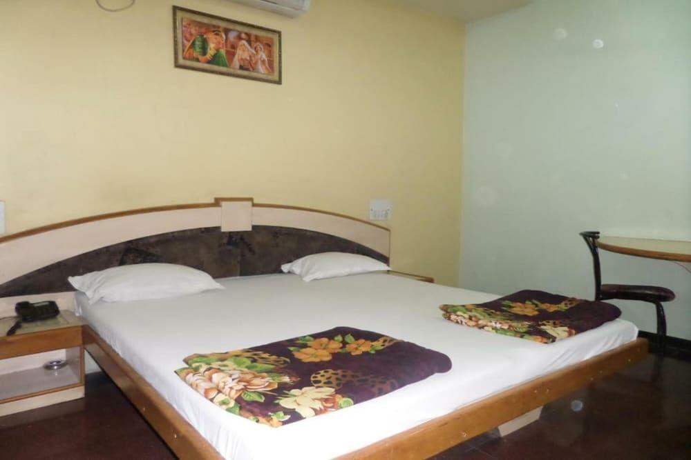 Солапур: Hotel Ambassador Executive