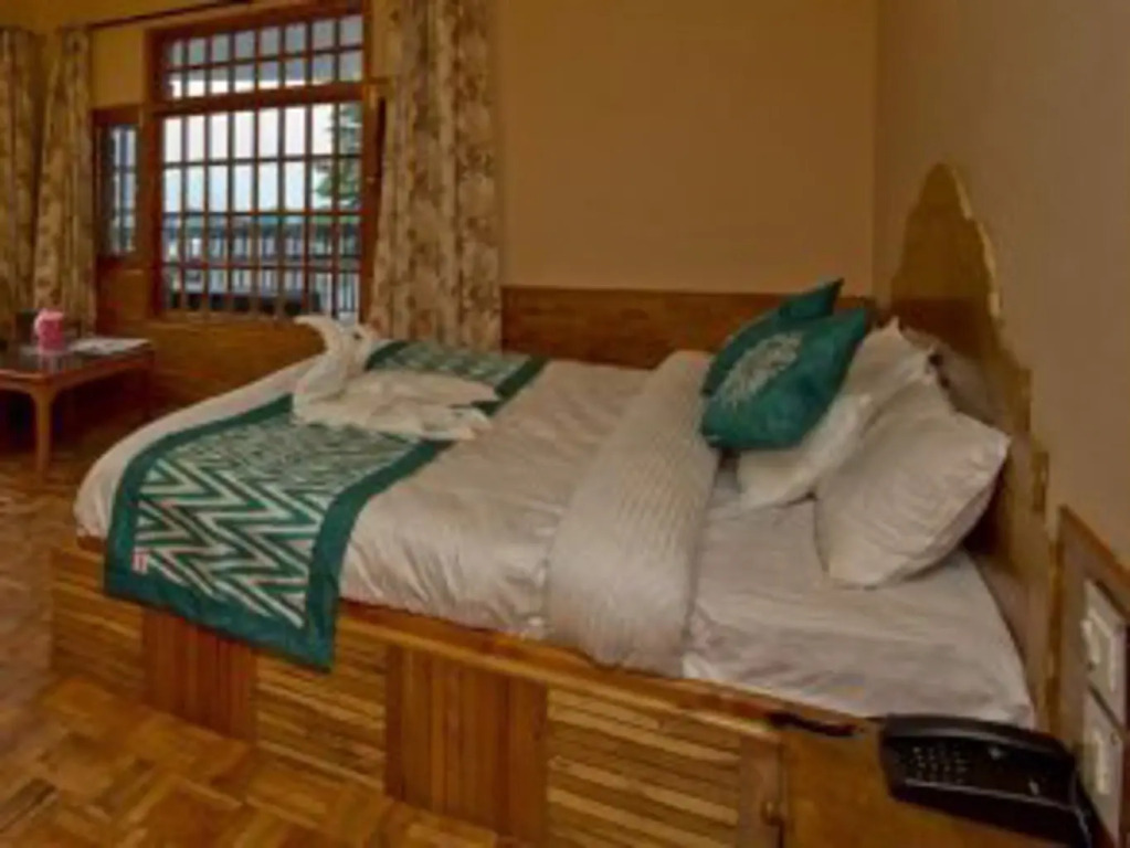 Манали: DevDhar Cottage