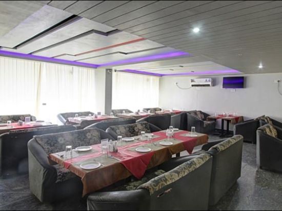 Айхоле: Hotel Hari Priya International