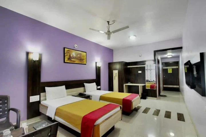 Айхоле: Hotel Hari Priya International