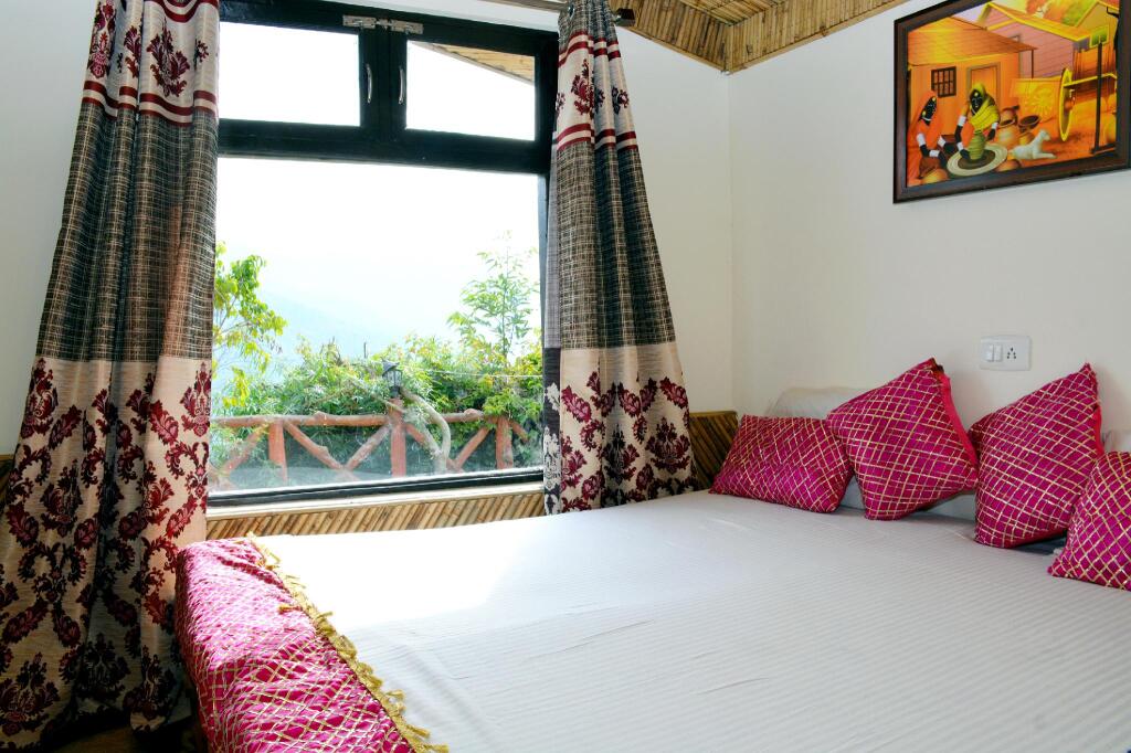 Техри: Astraal Spa And Resorts
