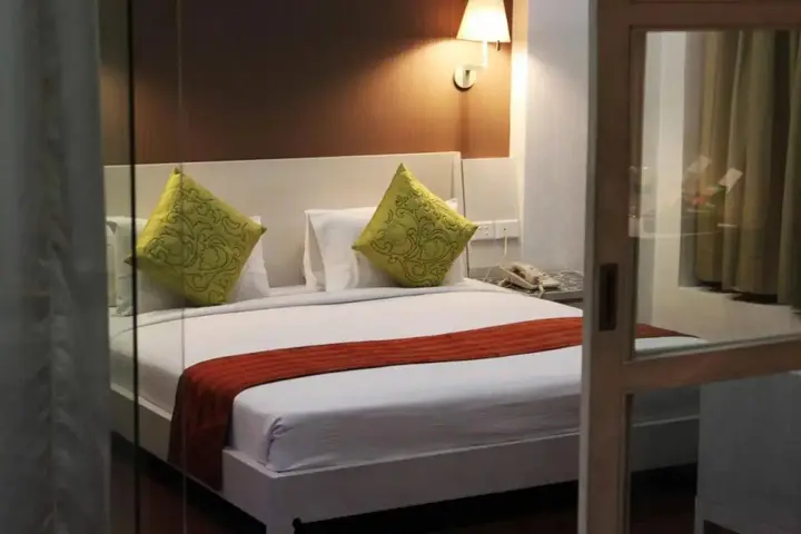 Дибругарх: Hotel Natraj