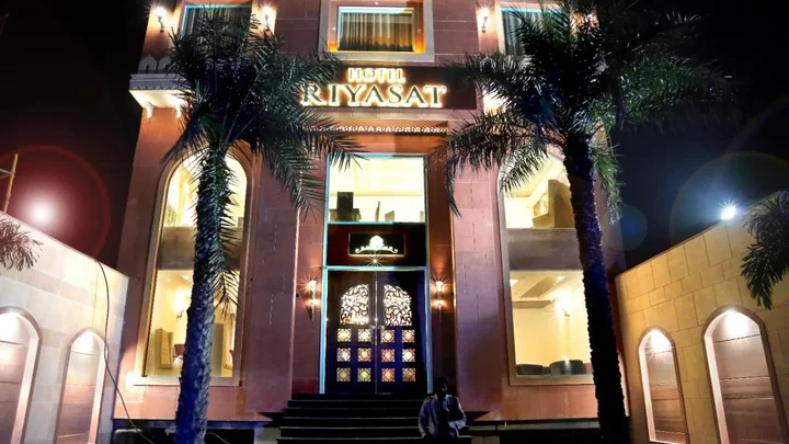 Лудхиана: Hotel Riyasat