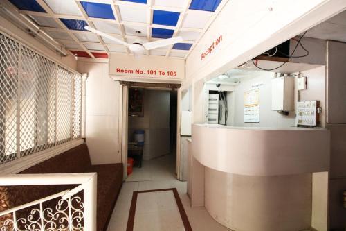 Ахмедабад: Hotel Maninagar Residency