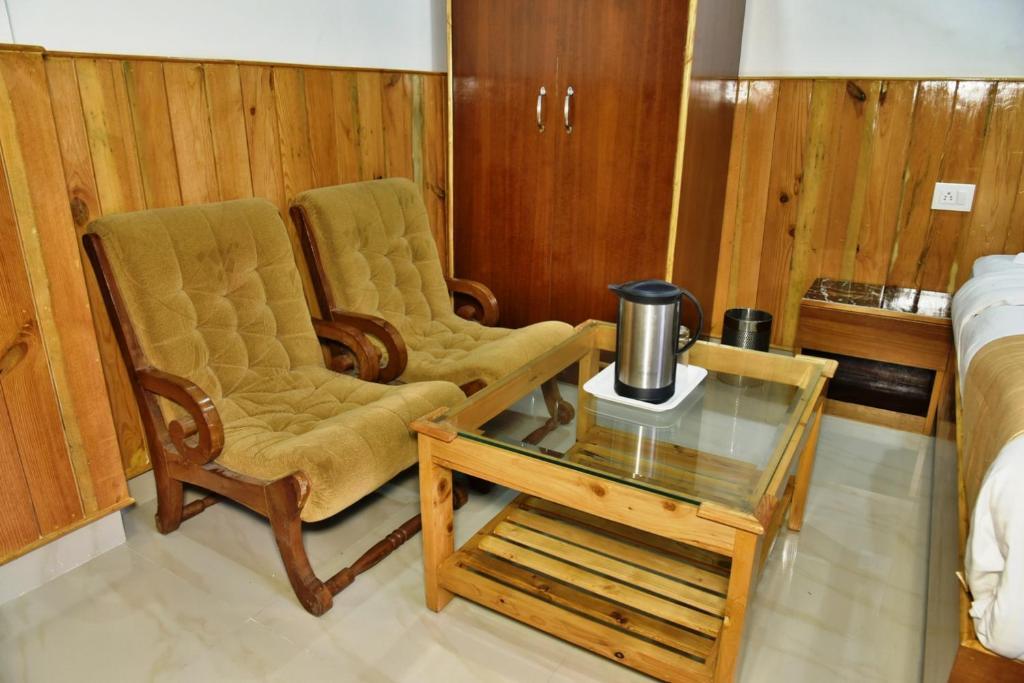 Дармсала: Hotel Akash
