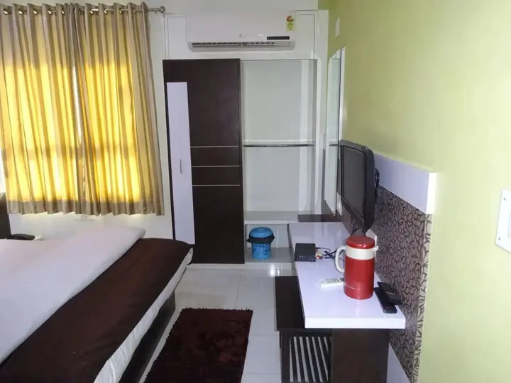 Гандхинагар: Hotel Yatri
