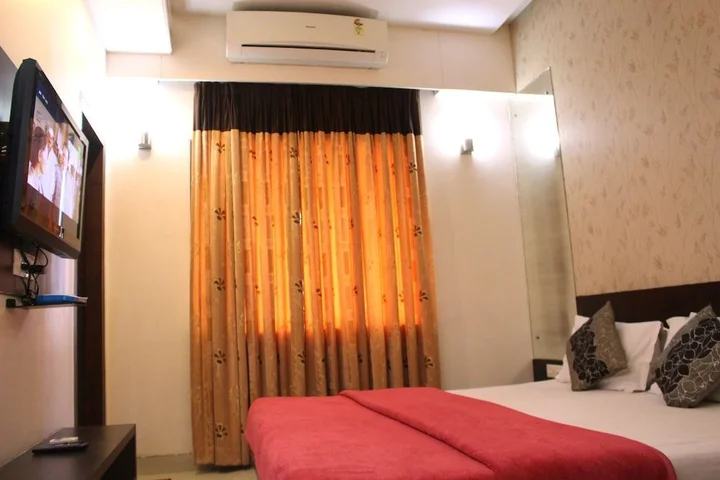 Райпур: Hotel Aarya Inn