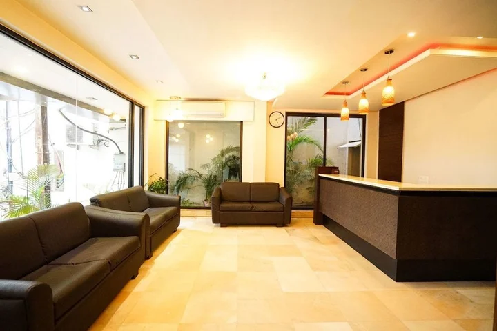 Райпур: Hotel Aarya Inn