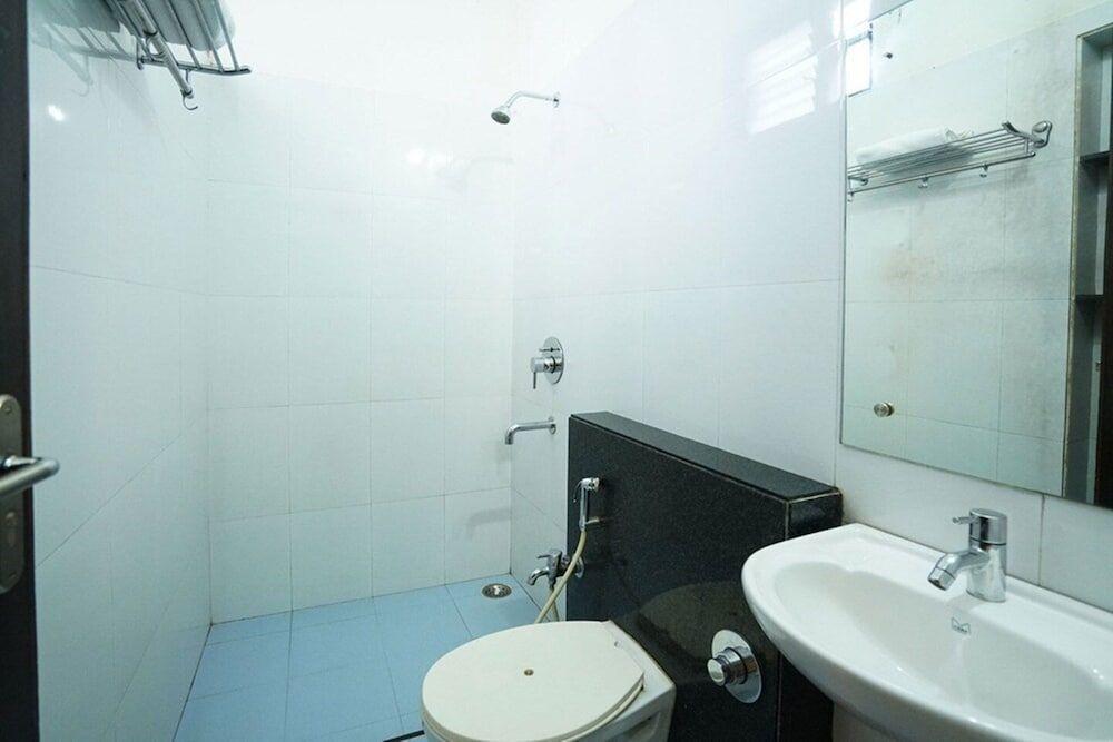 Райпур: Hotel Aarya Inn
