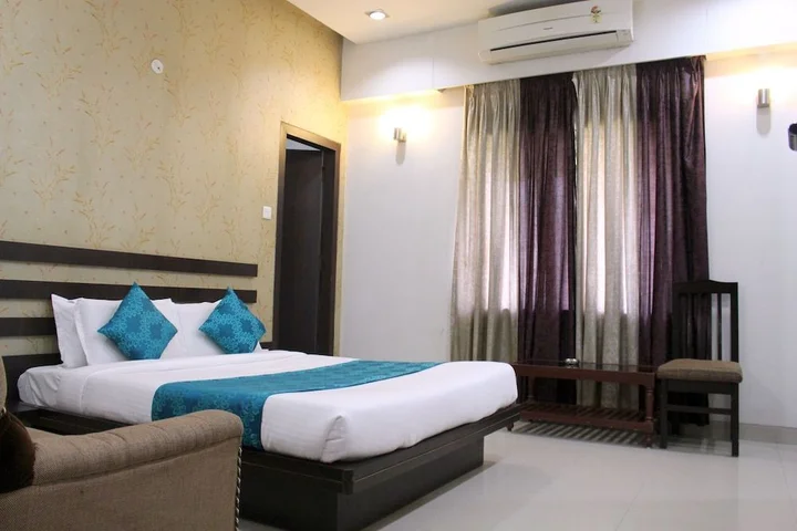 Райпур: Hotel Aarya Inn
