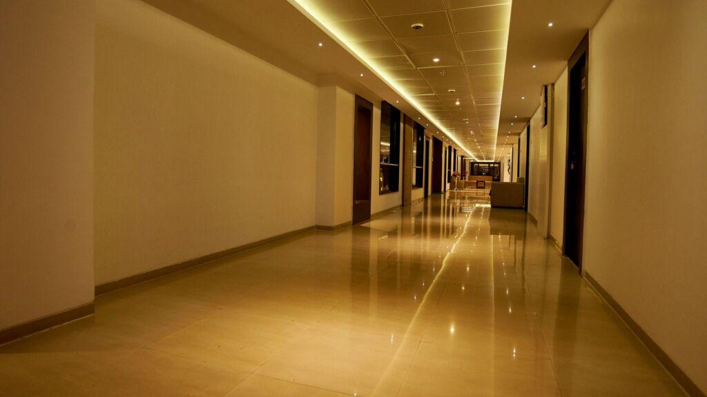 Ширди: Hotel Golden View