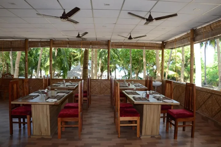 Лакшманпур: Coconhuts Beach Resort-Neil Island