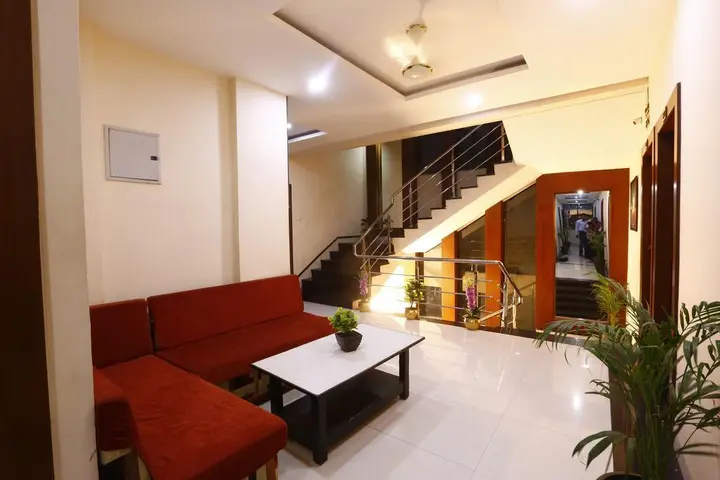 Индаур: The Ashoka Hotel