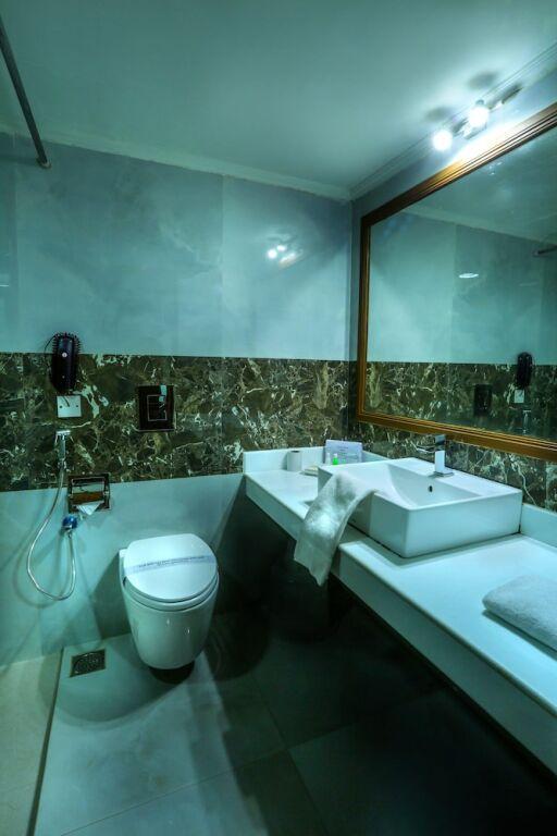 Гуруваюр: Krishna Inn
