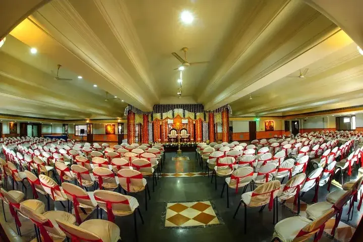 Гуруваюр: Krishna Inn