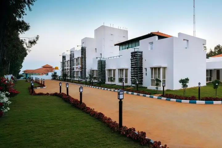 Chikkajala: Fiestaa Resort n Events Venue