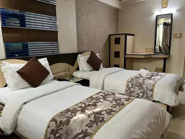 Сурат: Hotel Comfort