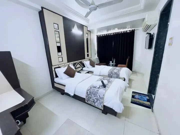 Сурат: Hotel Comfort