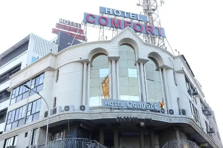 Сурат: Hotel Comfort