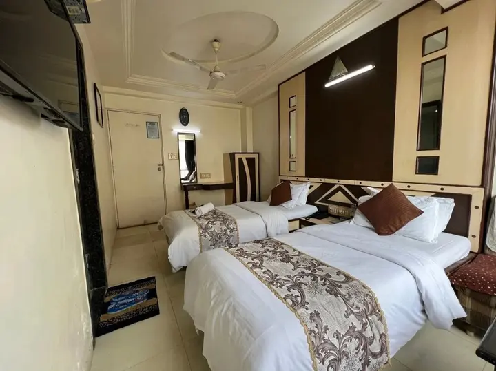 Сурат: Hotel Comfort