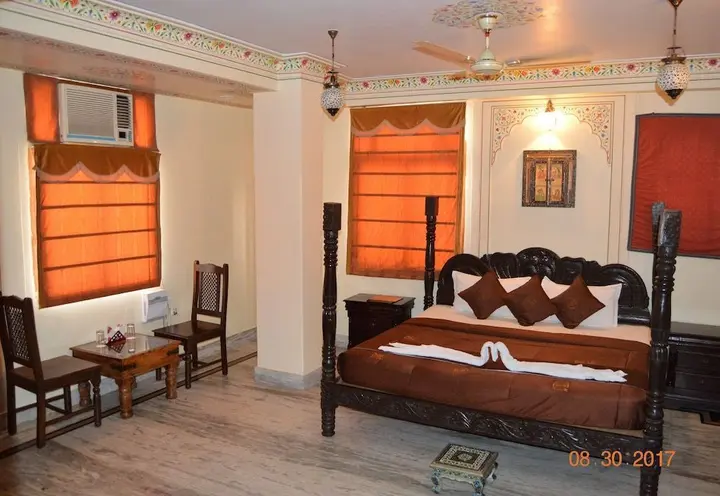 Джайпур: Hotel Gulab Garh