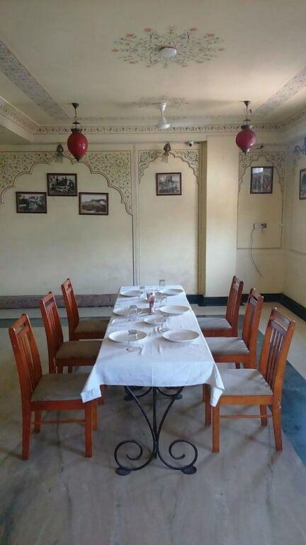 Джайпур: Hotel Gulab Garh