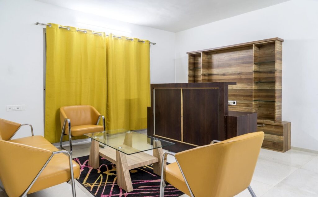 Нашик: OYO 9738 Hotel House Khas Suites