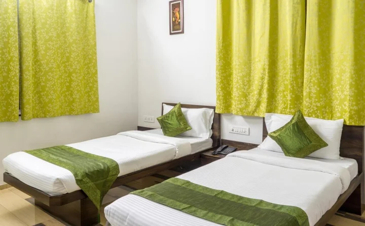 Нашик: OYO 9738 Hotel House Khas Suites