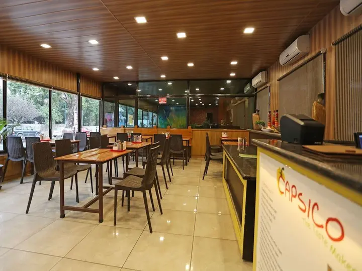 Дехрадун: OYO 4828 Osho Resorts Deluxe