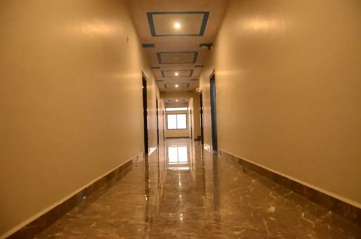 Сомнатх: Hotel Surbhi