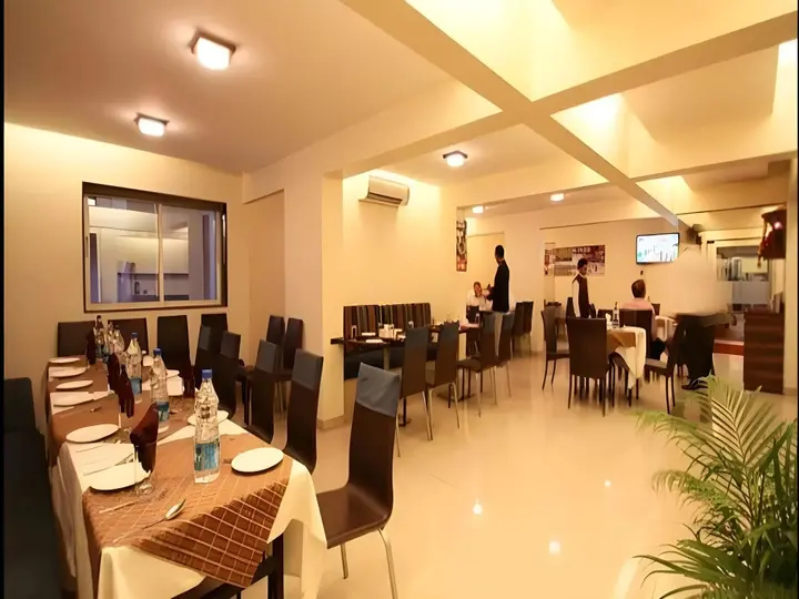 Нави-Мумбай: Hotel Tanish Residency