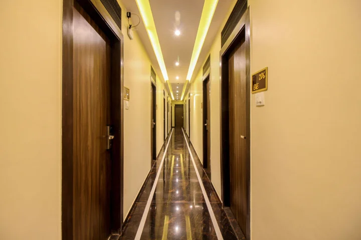 Мумбаи: FabHotel Atlas Plaza Andheri East