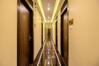 Мумбаи: FabHotel Atlas Plaza Andheri East