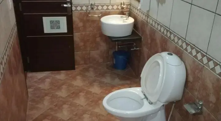 Ахмедабад: Hotel Kalinga Lake View