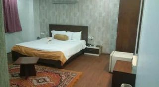 Ахмедабад: Hotel Kalinga Lake View