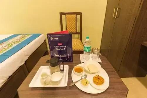 Хидерабад: OYO 1108 Hotel Saraswathi Residency