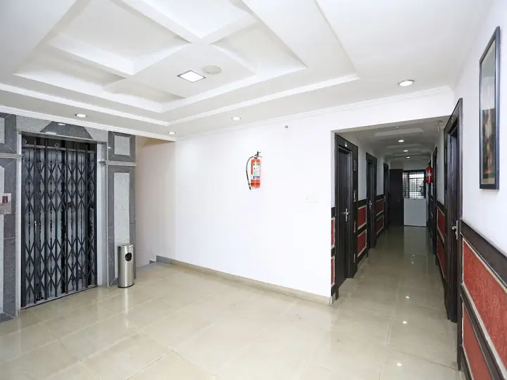 Хидерабад: OYO 1108 Hotel Saraswathi Residency