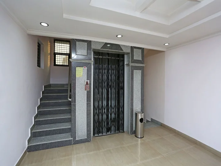 Хидерабад: OYO 1108 Hotel Saraswathi Residency
